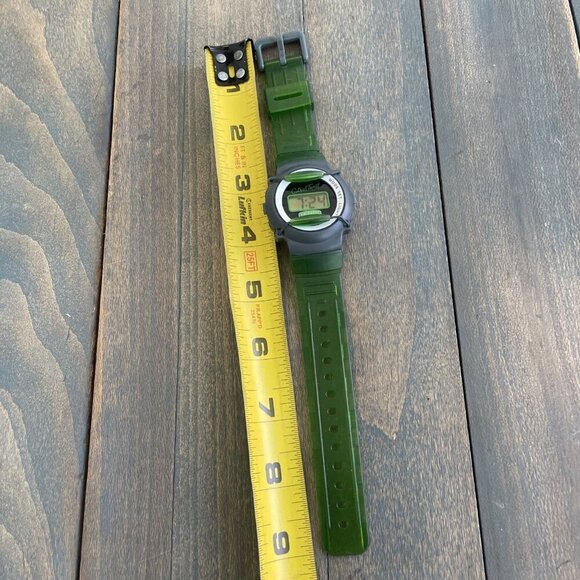 Vintage Smirnoff Vodka Citrus Twist Green Plastic Promo Watch New Battery (B4) - Picture 3 of 4